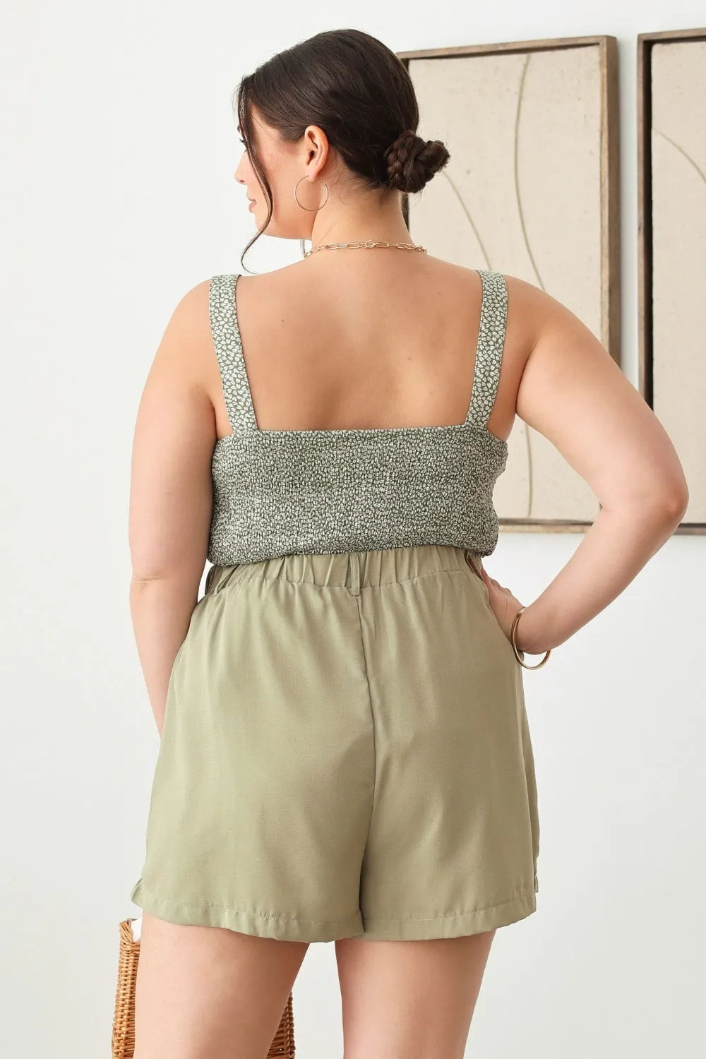 (1X-3X) Make You Smile Half Elastic Waist Shorts with Pockets (Multiple Colors)