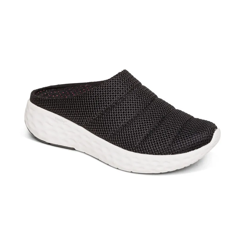 Aetrex Women's Harley Slip-On Sneakers
