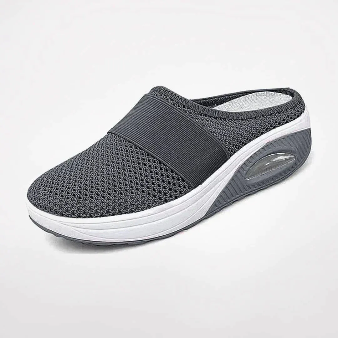 Anti-Slippery Round Closed Toe Slip-on Sneakers