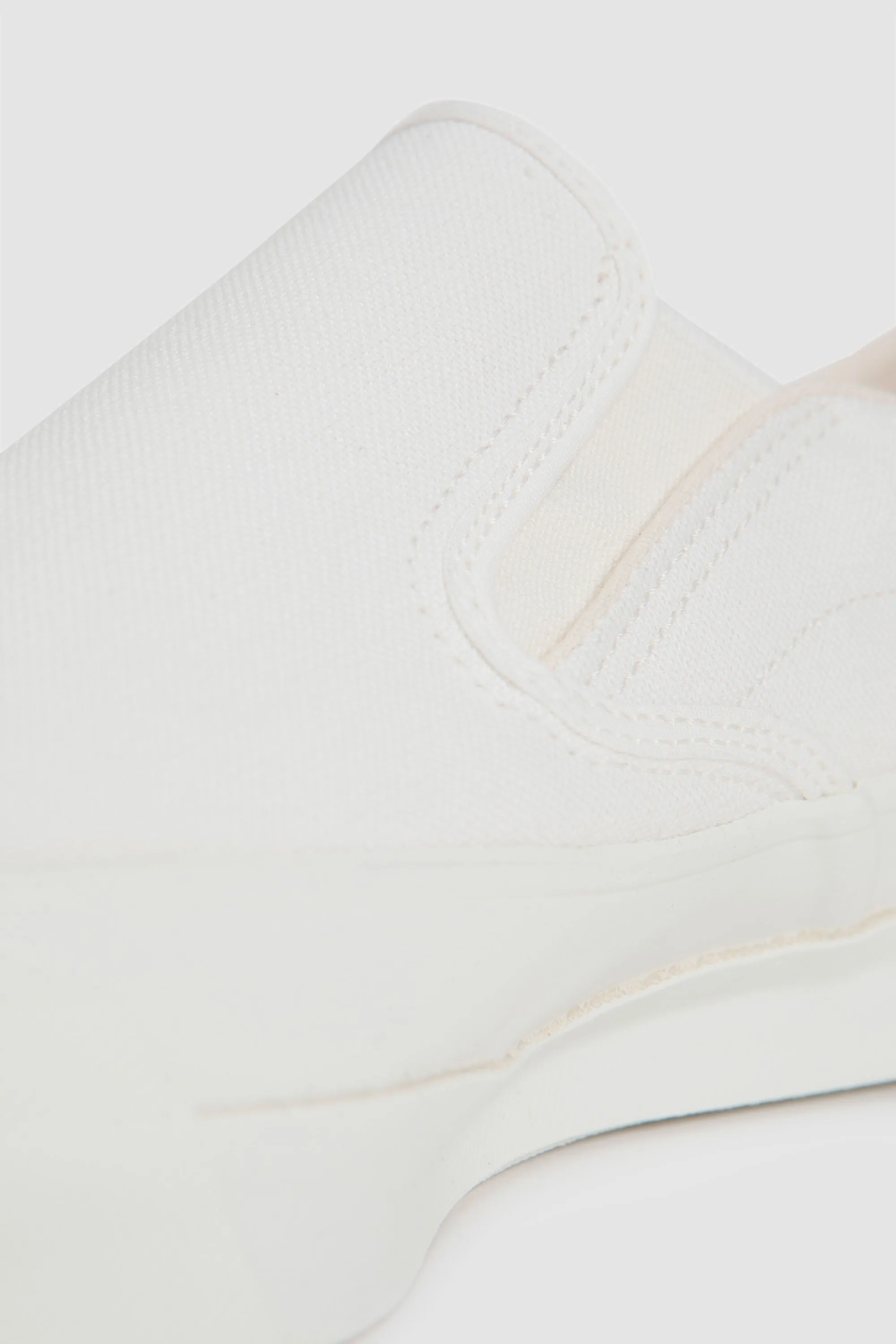 Deck Slip-On White