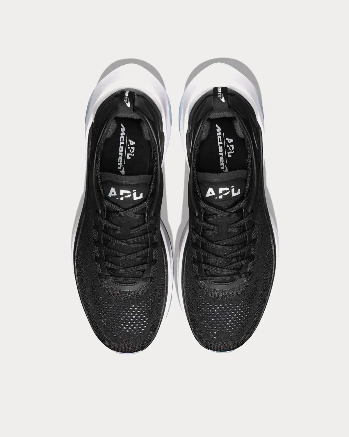 HySpeed Black / White Running Shoes