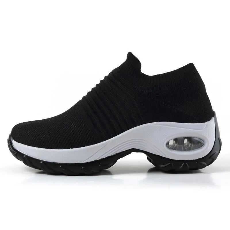 Orthopedic slip-on sneakers with arch support