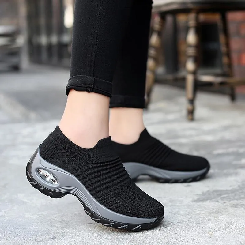 Orthopedic slip-on sneakers with arch support