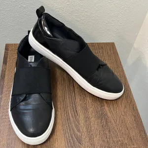 Size 10 Steve Madden Black Slip On Edison Sneakers