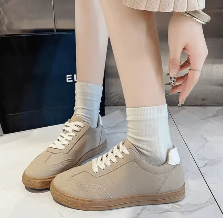 Spring and Autumn Women’s Casual Lace-Up Shoes – Fashionable Khaki Low-Top with Round Toe and Flat Sole