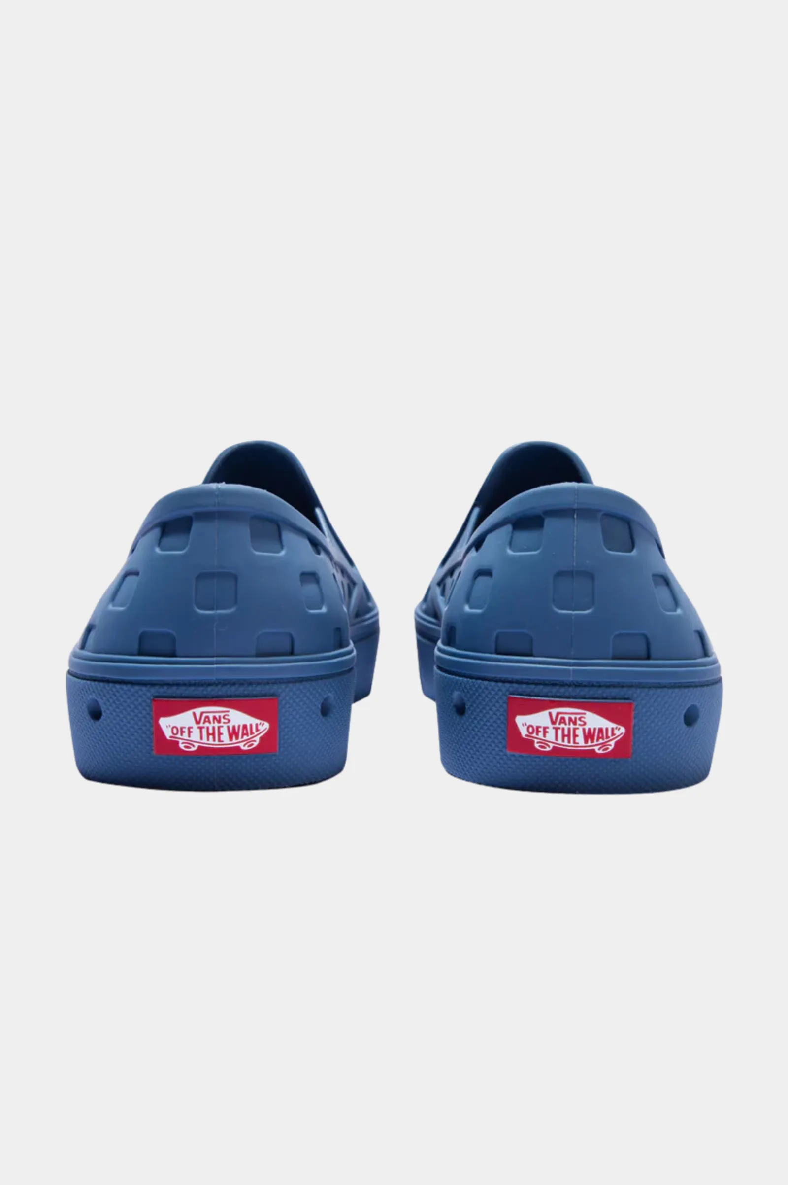 UA SLIP-ON TRK