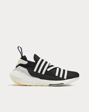 Ultraboost 22 Black / Core White / Chalk Pearl Running Shoes