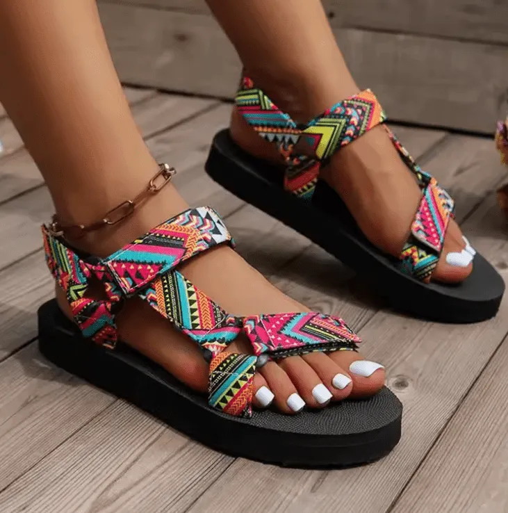 Women’s Summer Flat Beach Sandals – Hemp Rope Design, Casual Slip-On Outdoor Shoes (Large Sizes Available)